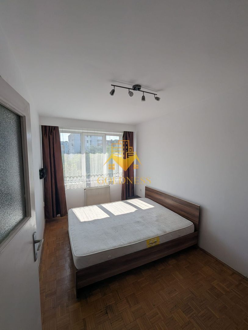 2 camere decomandate | Central, Mihai Viteazu| Etaj 2, orientat Sud| - foto 2