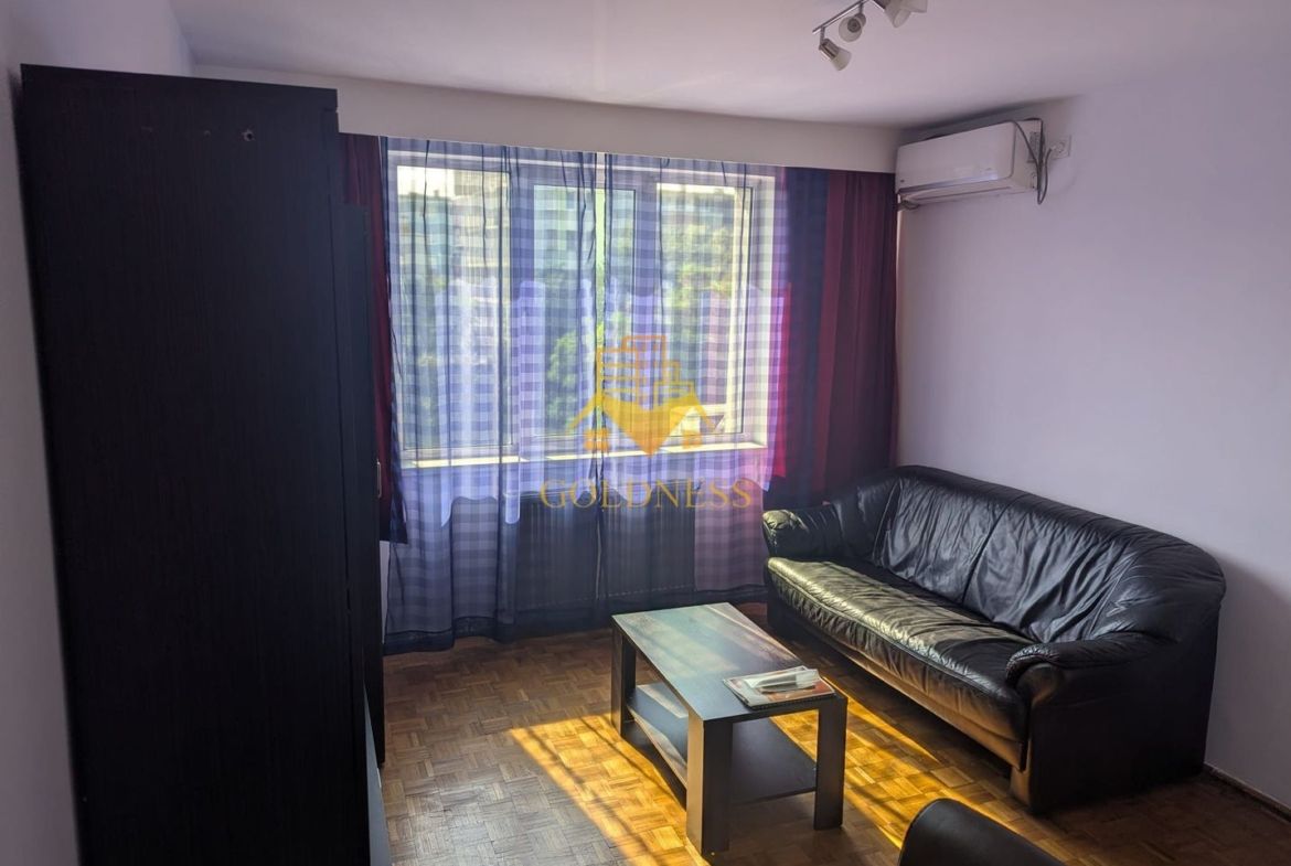 2 camere decomandate | Central, Mihai Viteazu| Etaj 2, orientat Sud| - foto 3