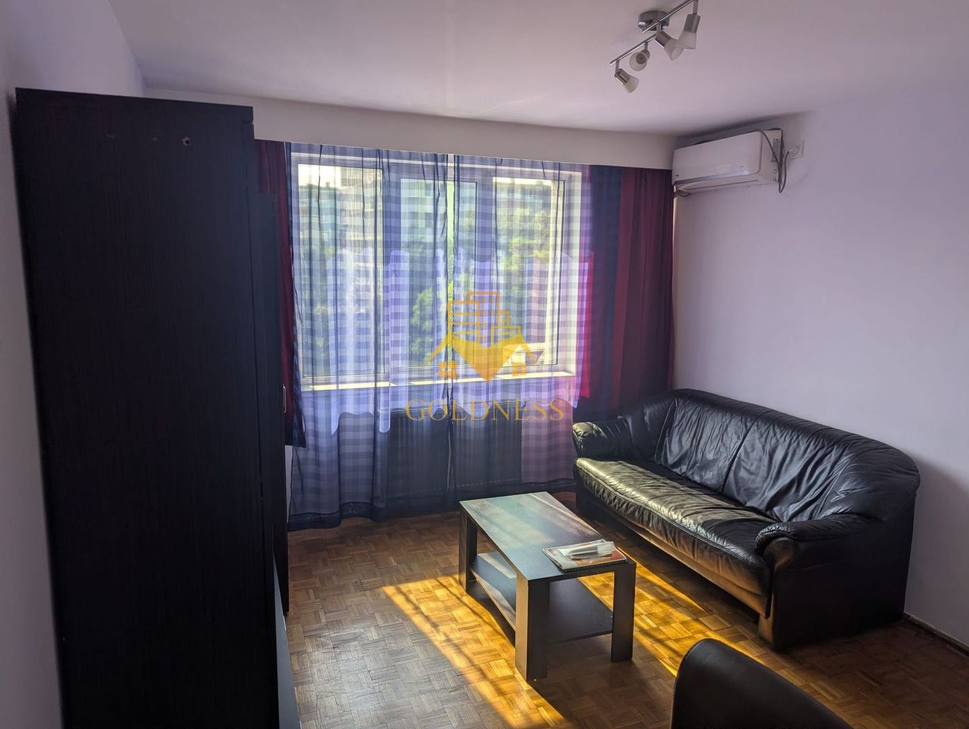2 camere decomandate | Central, Mihai Viteazu| Etaj 2, orientat Sud| - foto 3