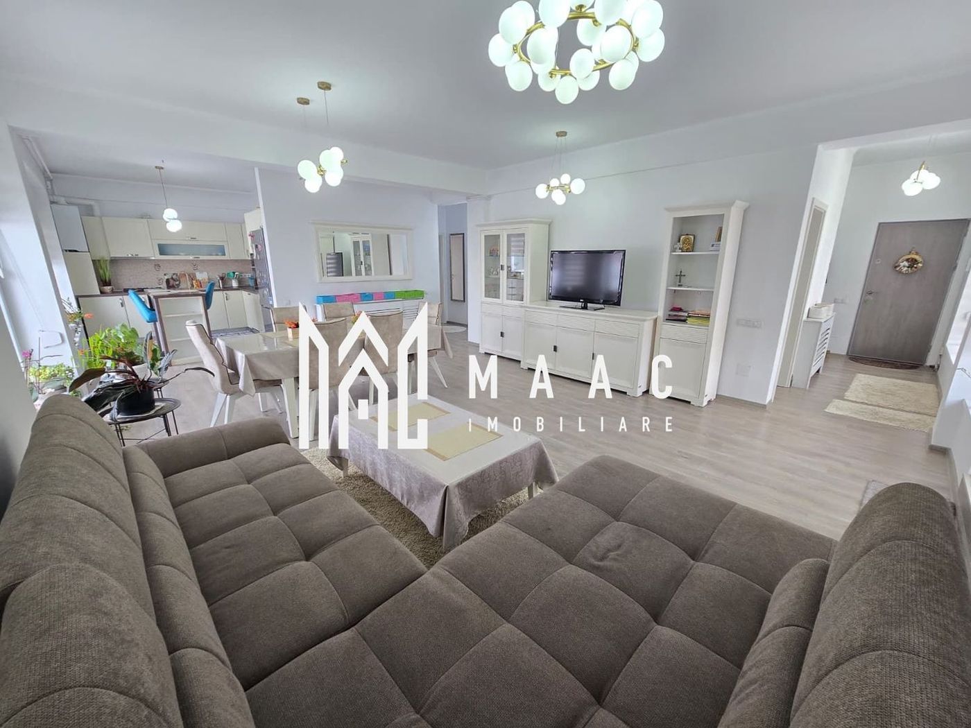 Penthouse 4 camere de închiriat | Turnișor, Sibiu | terasă 155 mp - foto 3