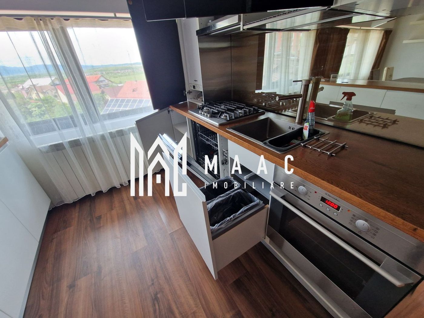 Apartament 3 camere decomandat | Tilișca, Sibiu | 70 mp, parcare - foto 2