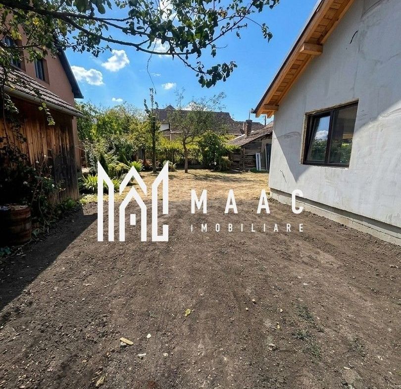 Casă de vânzare Sibiu | Trei Stejari | 4 camere | 320 mp - foto 2