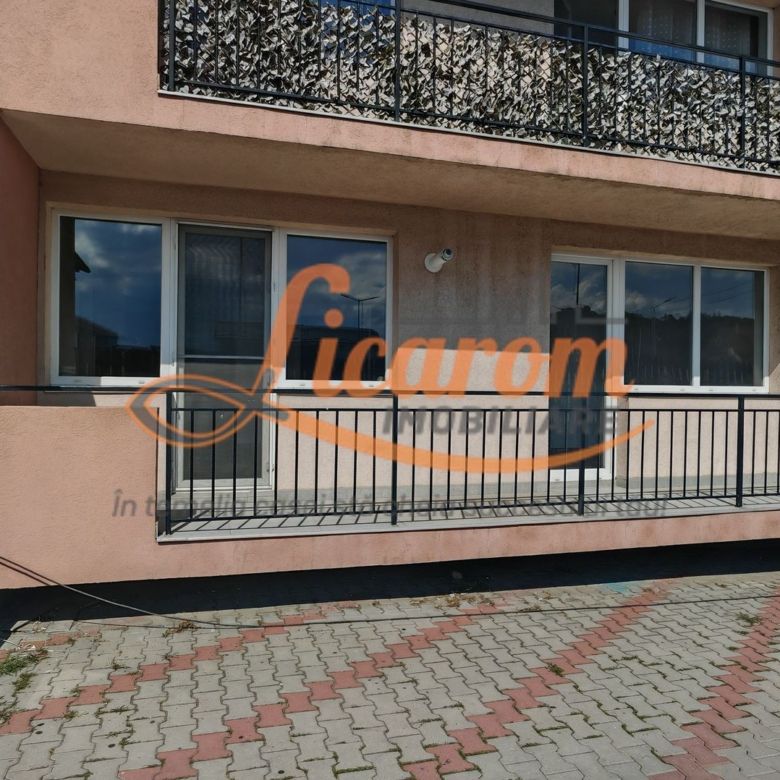 Apartament luminos 3 camere,Parter, parcare,Râșnov, Cartier Covaciu - Imagine principala