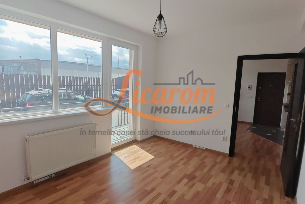 Apartament luminos 3 camere,Parter, parcare,Râșnov, Cartier Covaciu - foto 4