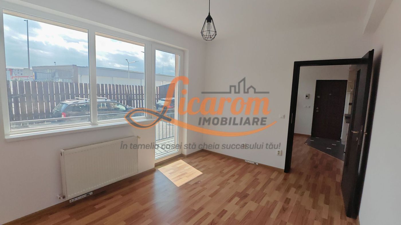 Apartament luminos 3 camere,Parter, parcare,Râșnov, Cartier Covaciu - foto 4