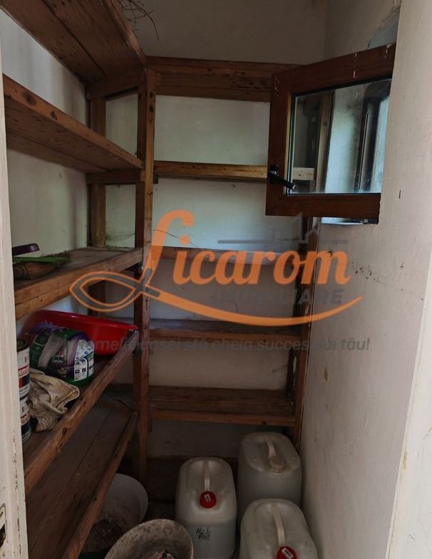 Casa singur in curte zona ZONA ISTORICA langa Seminarul Teologic - foto 7