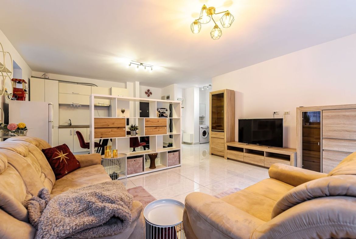 Apartament ultracentral în bloc nou, 2 camere cu terasa proprie - foto 2