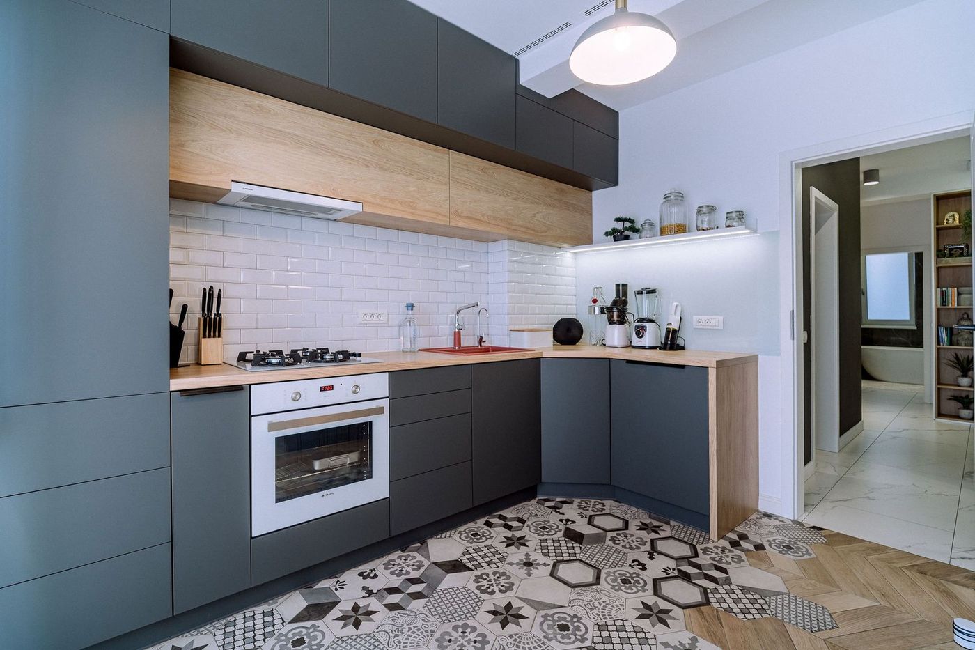 Penthouse 4 camere, ultracentral, Oradea. 800 000 E. Comision 0 - foto 3