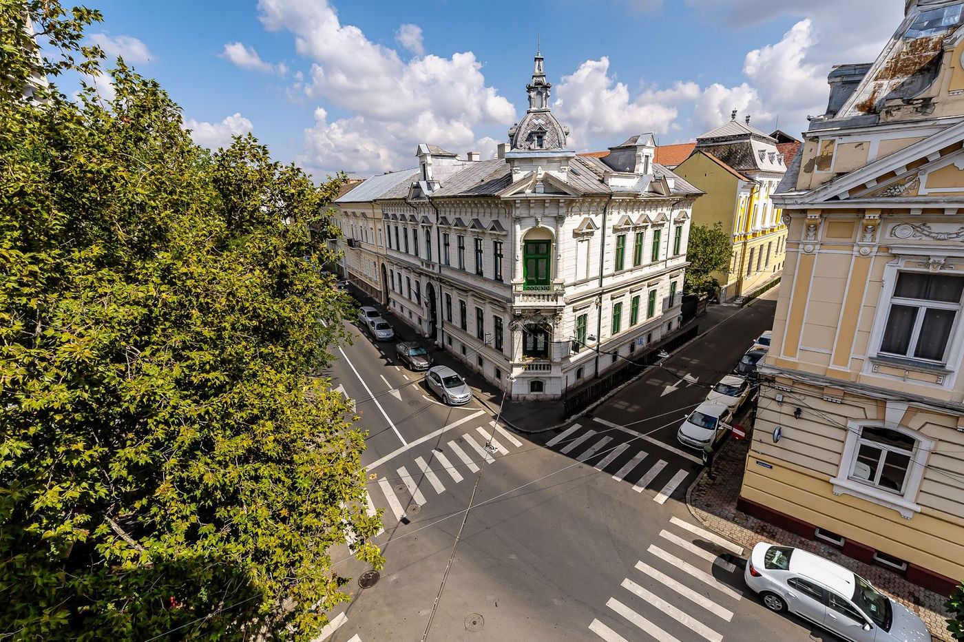 Clădire ultracentrală de vânzare Bulevardul Decebal Comision 0 - foto 2