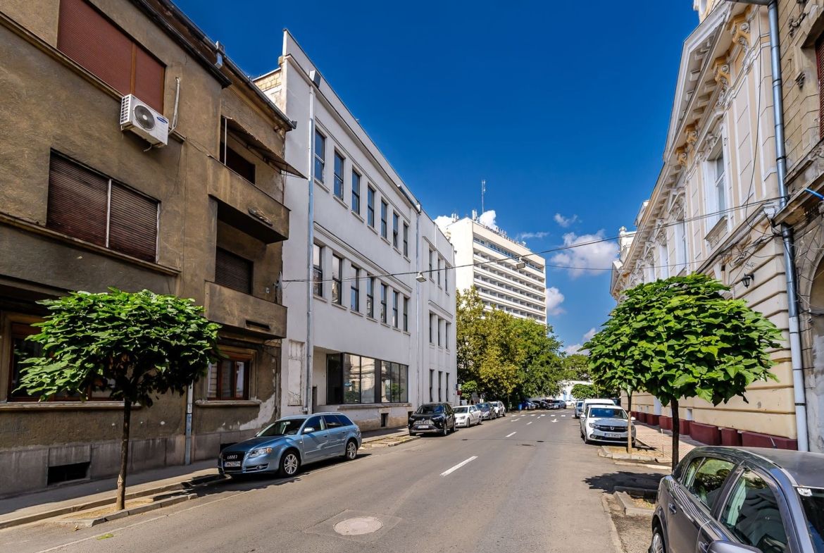 Clădire ultracentrală de vânzare Bulevardul Decebal Comision 0 - foto 3