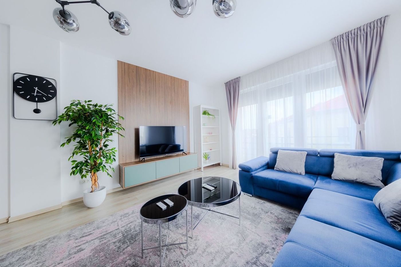 Apartament 3 camere, ultracentral, Oradea. 287 000 E. Comision 0 - foto 2
