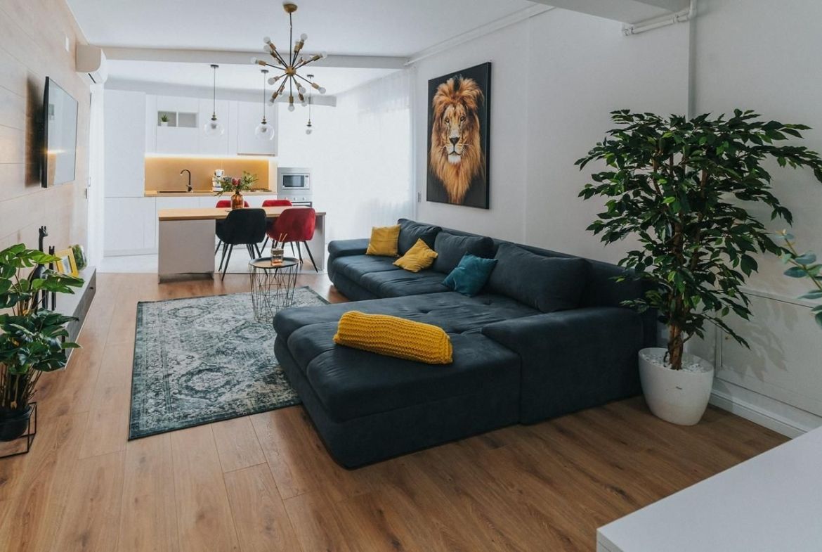 3 camere, ultracentral, Oradea. 235 000 E. Comision 0 - foto 4