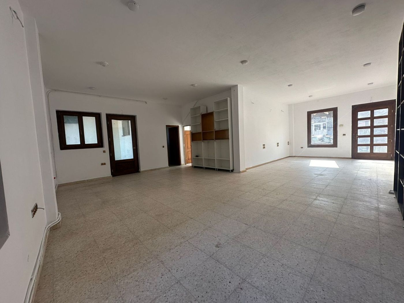 Spațiu pentru birouri, central, Oradea - foto 3 Spațiu pentru birouri, central, Oradea - foto 3