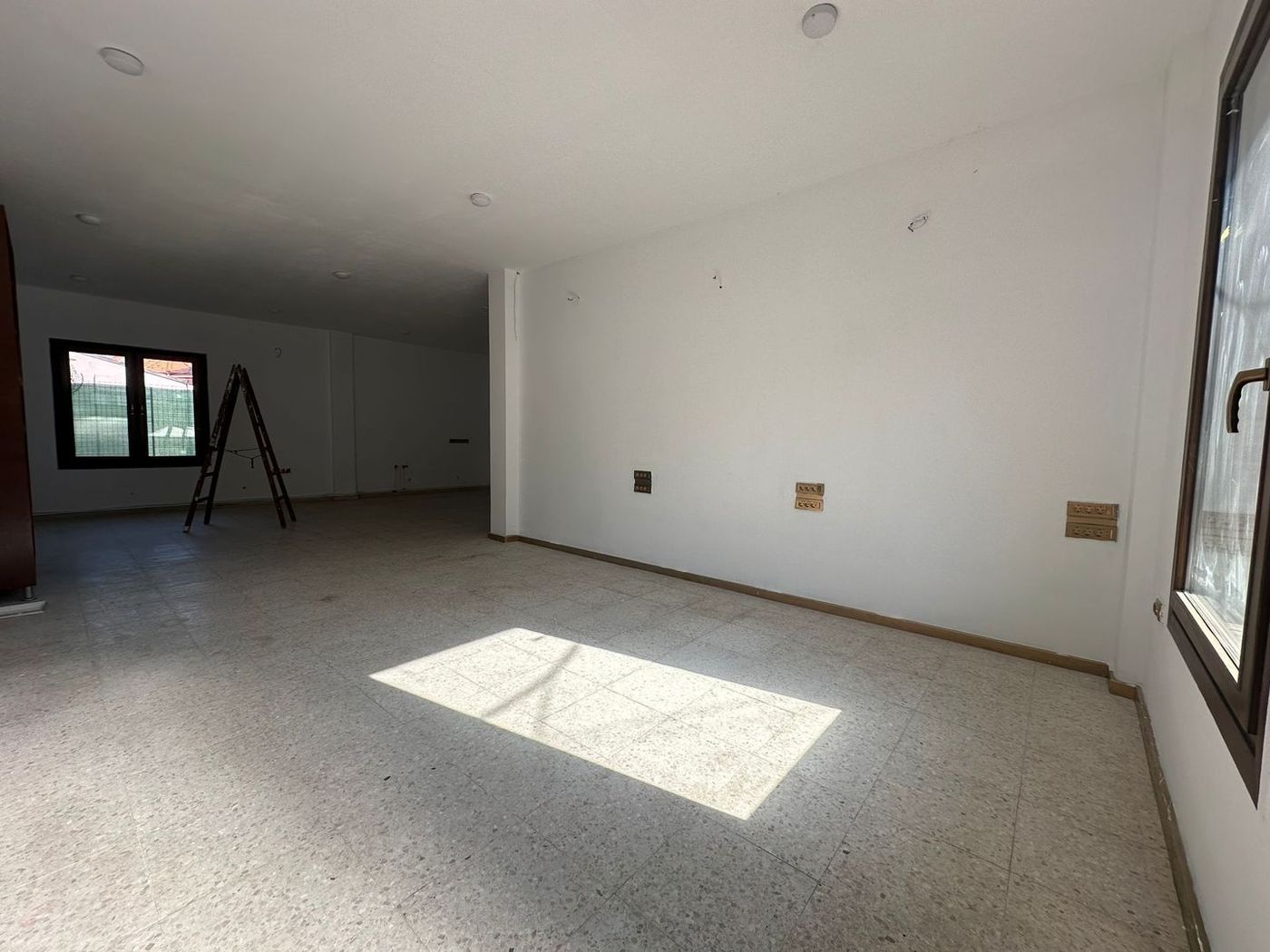 Spațiu pentru birouri, central, Oradea - foto 8 Spațiu pentru birouri, central, Oradea - foto 8