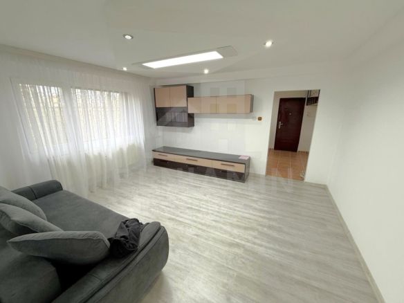 3 Camere-Parter-McDonald's-Renovat-Anvelopat-Mobilat-Zona Excelenta - Imagine principala
