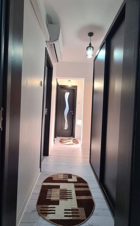 De vanzare apartament cu 3 camere, Piata Centrala, et. 3, 105.000 euro - foto 7