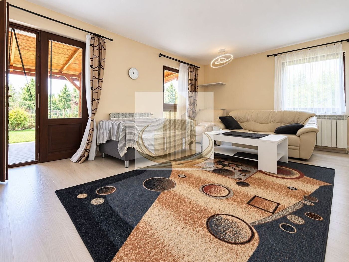 Duplex Modern în Dumbrăvița Mobilat Complet, Jacuzzi, Fitness, Carport - foto 3