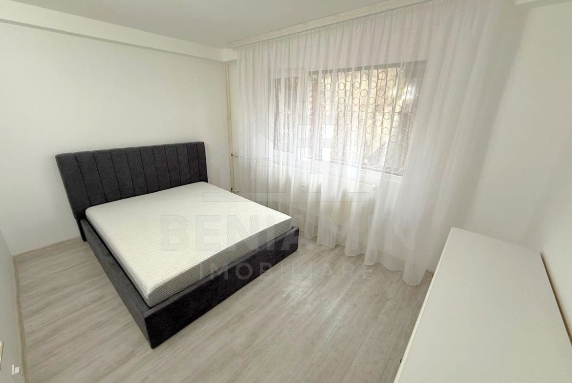 3 Camere-Parter-McDonald's-Renovat-Anvelopat-Mobilat-Zona Excelenta - foto 5