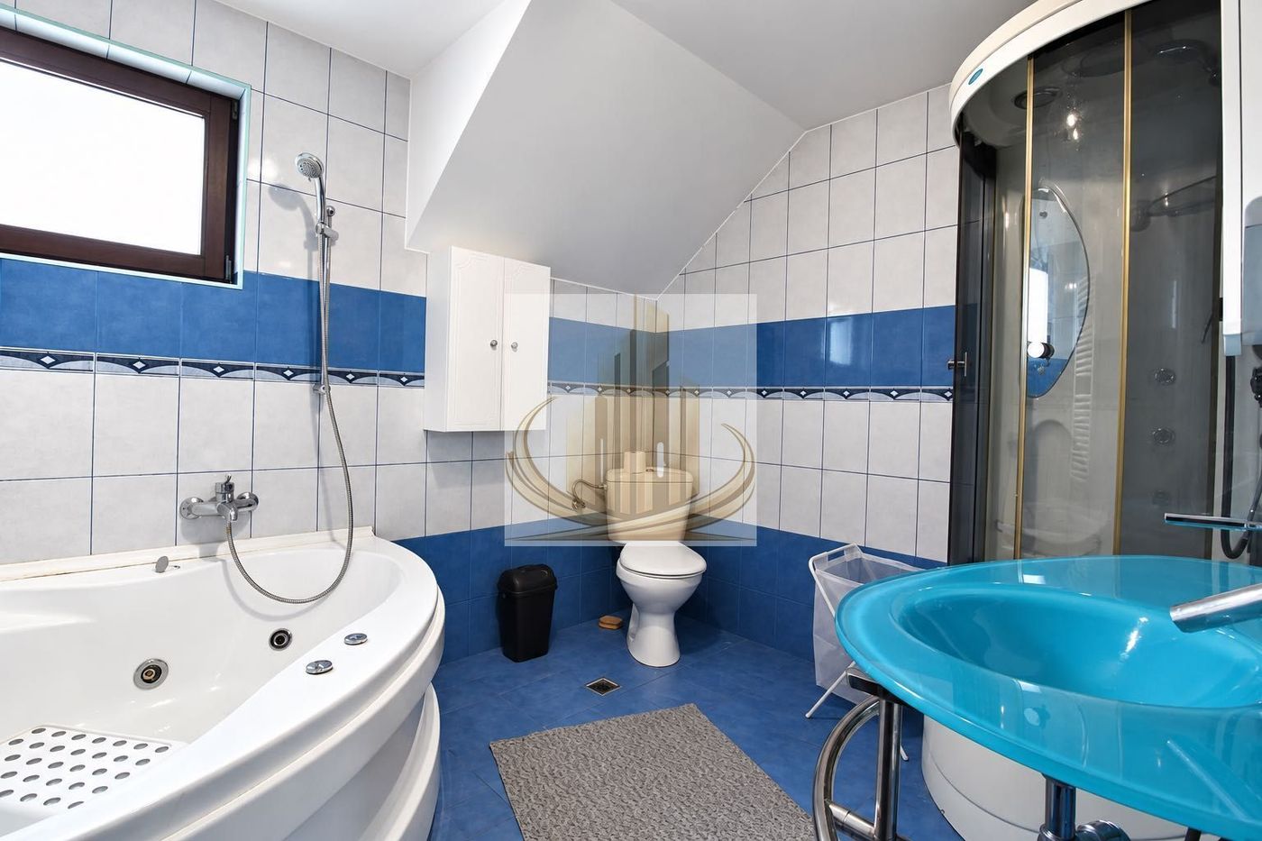 Duplex Modern în Dumbrăvița Mobilat Complet, Jacuzzi, Fitness, Carport - foto 8