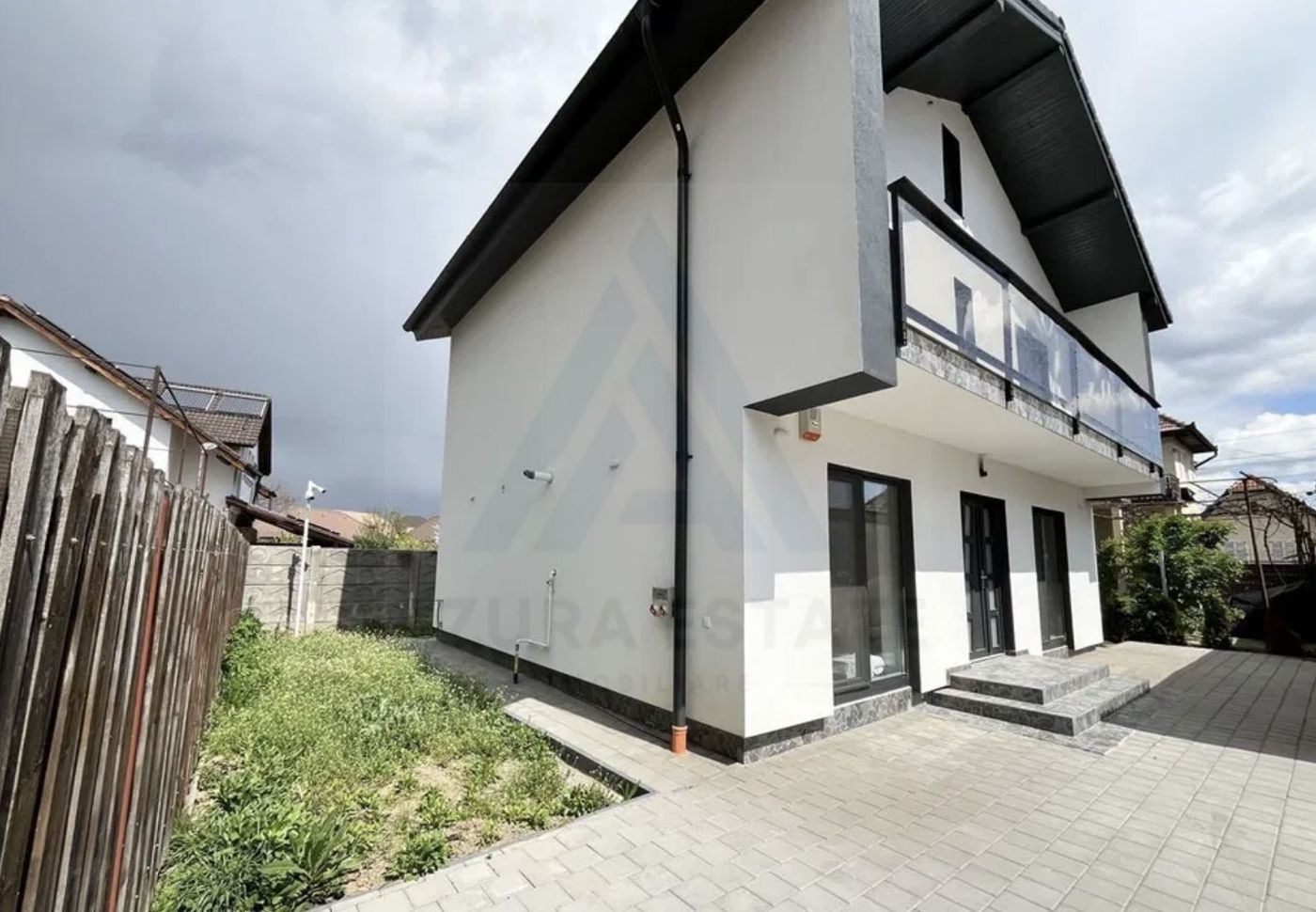 Casa individuala la cheie cu 4 camere 3 bai teren 335 mp in Sibiu - foto 2