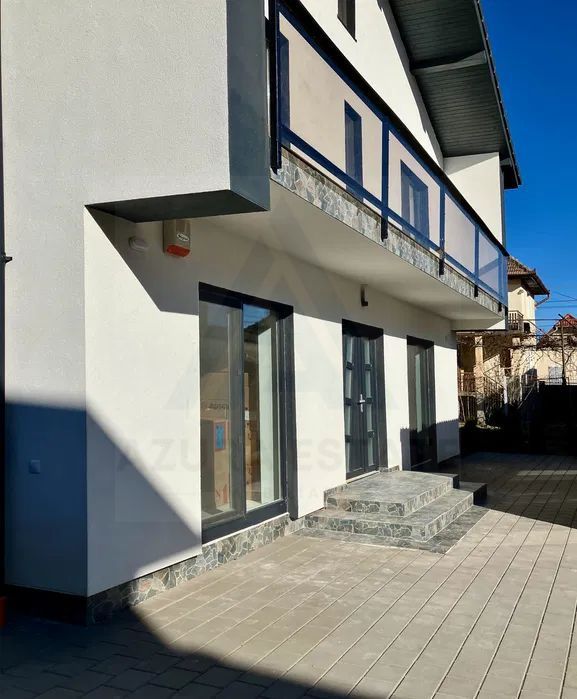 Casa individuala la cheie cu 4 camere 3 bai teren 335 mp in Sibiu - foto 3