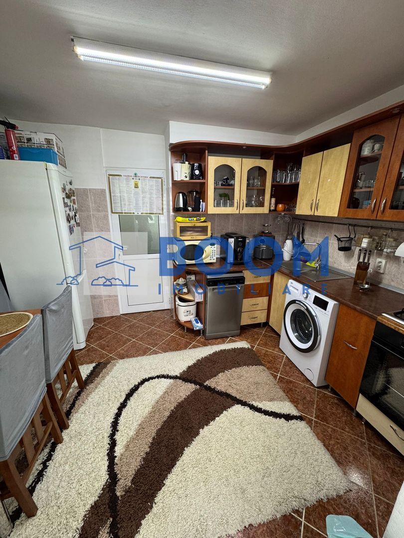 Apartament 3 camere | Centrala Proprie | Mobilat si Utilat - foto 2