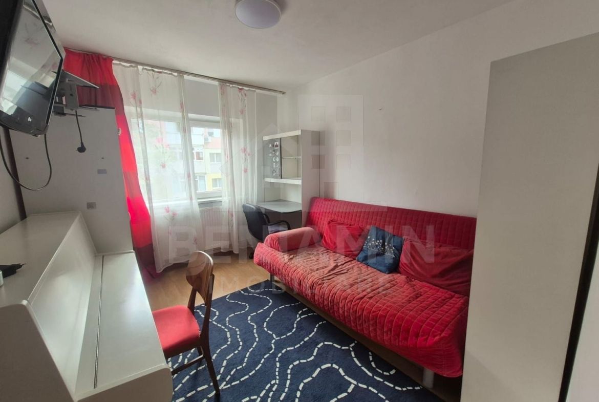 3 camere-etaj 2-70 MP- Centrala Termica-Aer Conditionat-Zona Lapus - foto 3