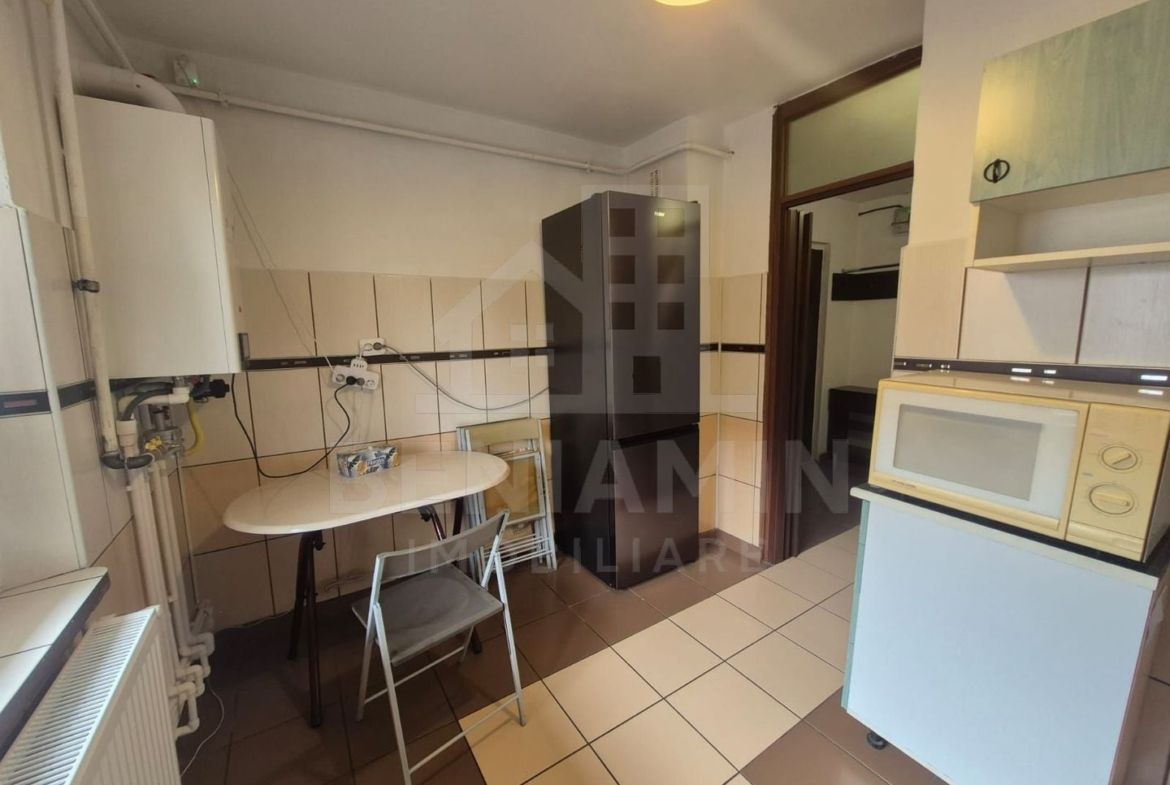 3 camere-etaj 2-70 MP- Centrala Termica-Aer Conditionat-Zona Lapus - foto 7