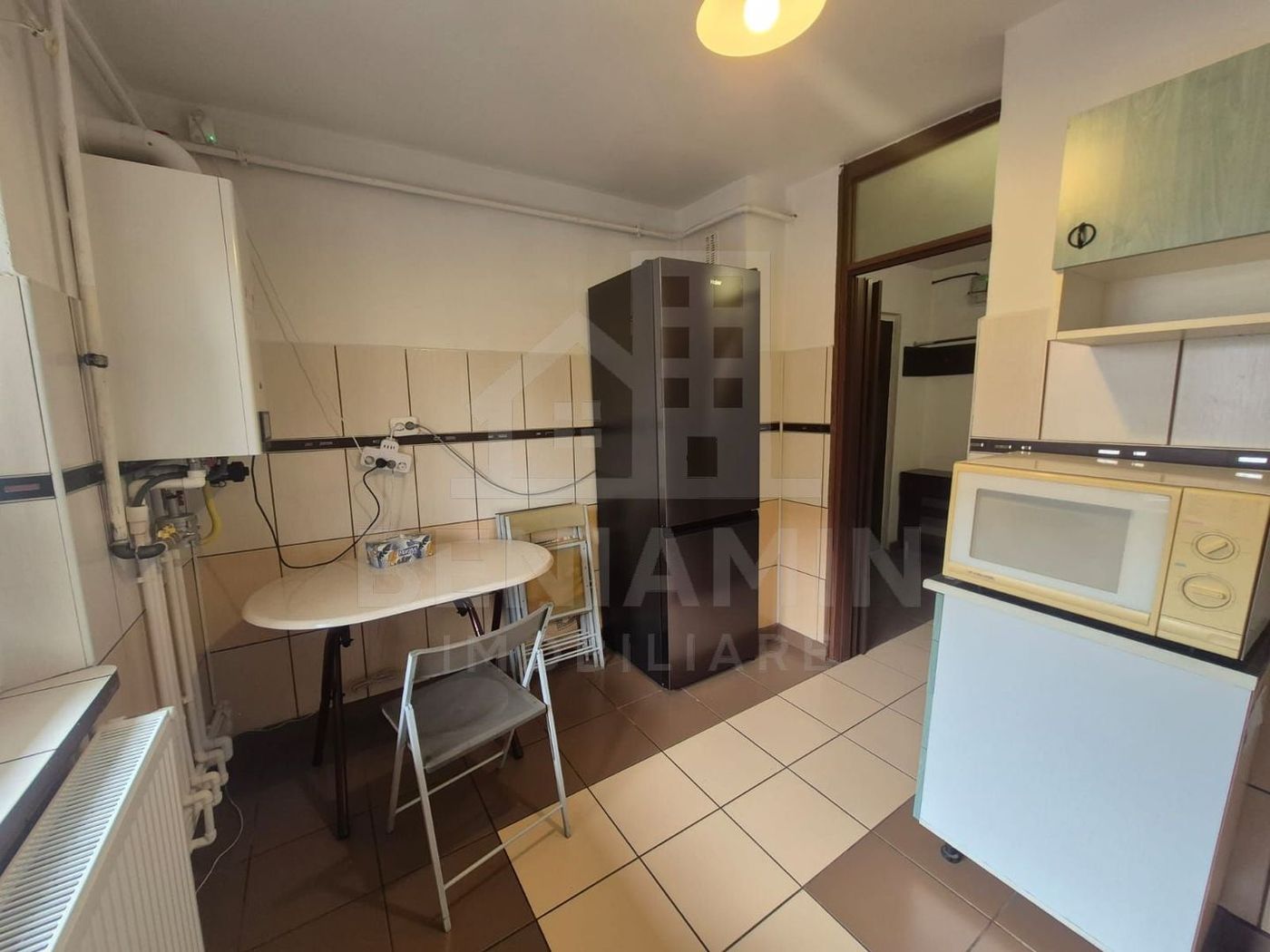 3 camere-etaj 2-70 MP- Centrala Termica-Aer Conditionat-Zona Lapus - foto 7