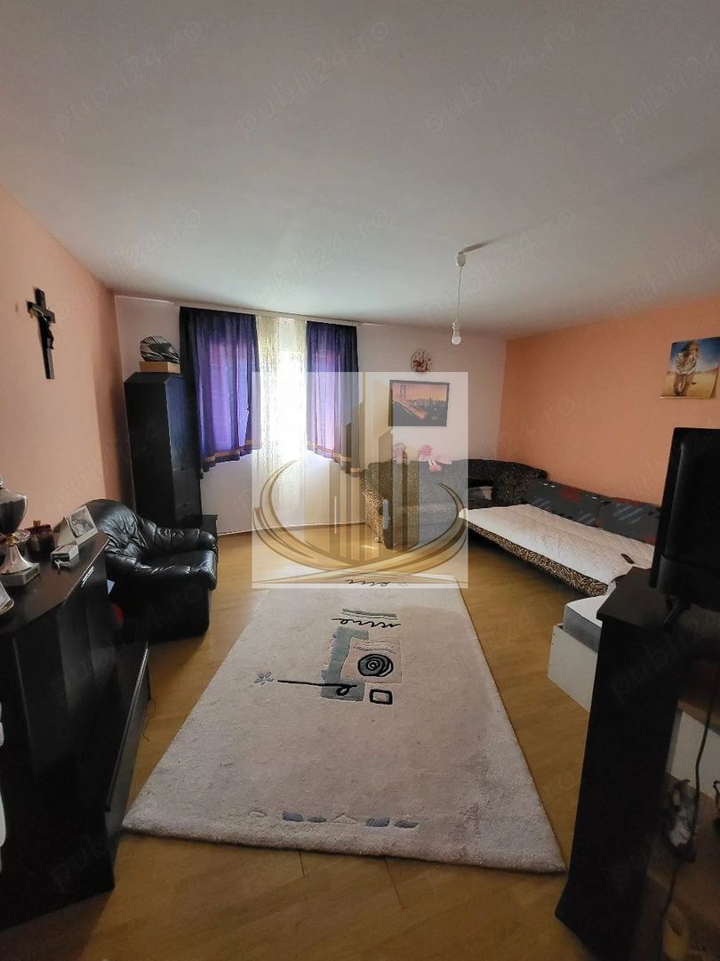 Casa cu teren sanandrei zona centrala - Imagine principala