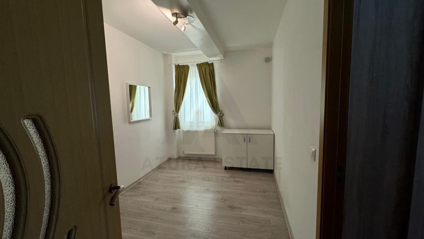 Apartament 3 camere cu două parcări și două balcoane  Șelimbăr - foto 5
