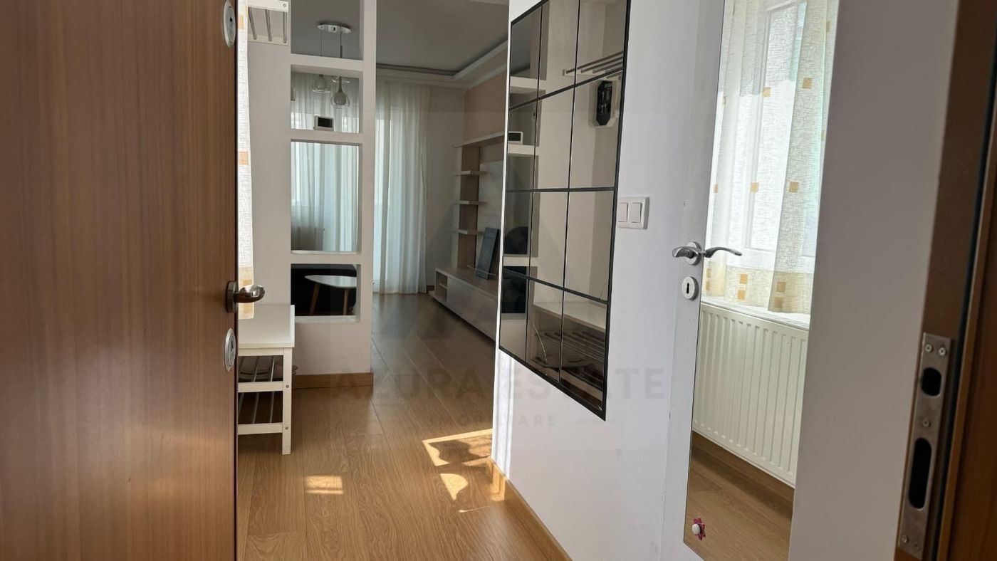 Apartament 3 camere cu două parcări și două balcoane  Șelimbăr - foto 7