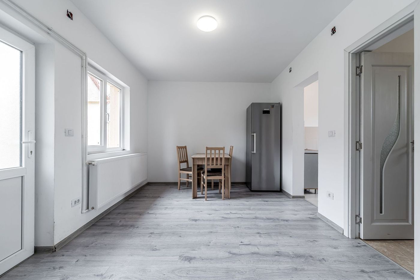 Casa cu potential multiplu cu teren generos pe strada Dunarii - foto 7