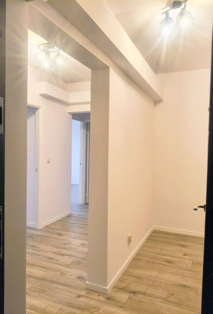 De vanzare apartament cu 2 camere, port, parter, 75.000 euro - foto 6 De vanzare apartament cu 2 camere, port, parter, 75.000 euro - foto 6
