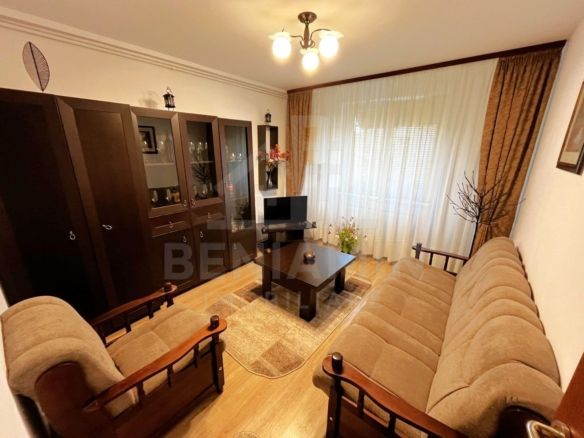 2Decomandate-35mp-Mobilat-Utilat-Renovat-Centrala-Universitate Brasov - Imagine principala