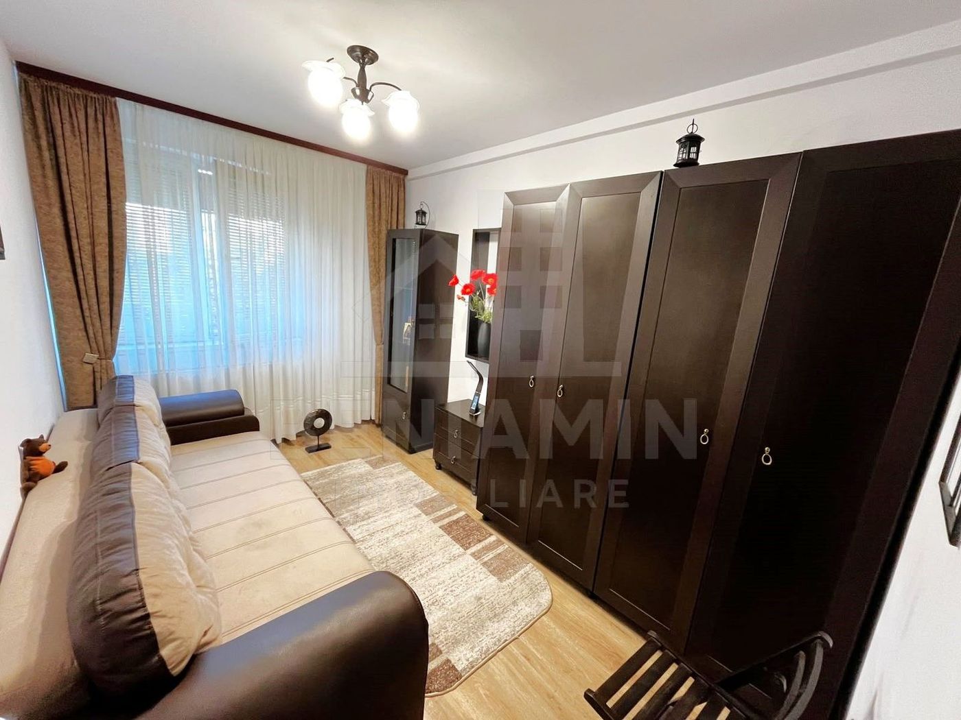 2Decomandate-35mp-Mobilat-Utilat-Renovat-Centrala-Universitate Brasov - foto 2