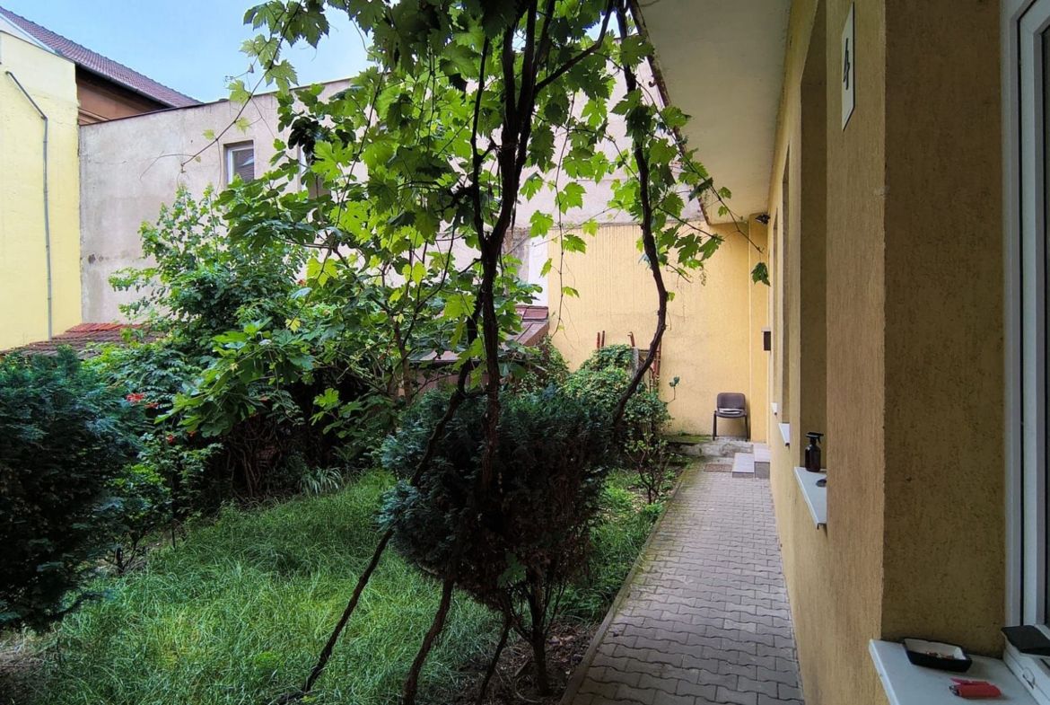 Chirie, 2 camere, Vasile Alecsandri. 450 €/lună. Comision 0. - foto 2