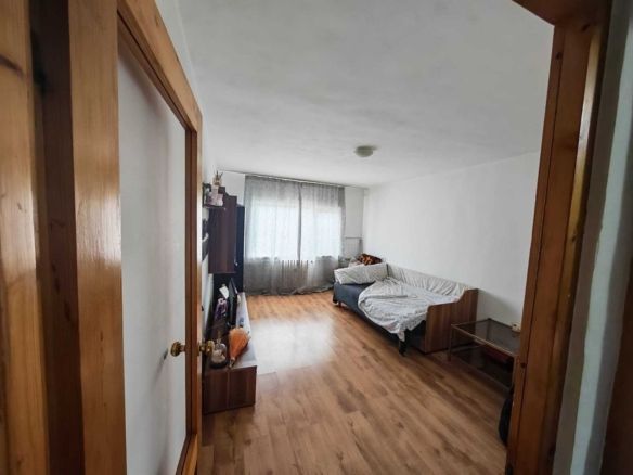 Garsoniera, 32 mp, Nufarul  Oradea. 62 000 E. Comision 0 - Imagine principala