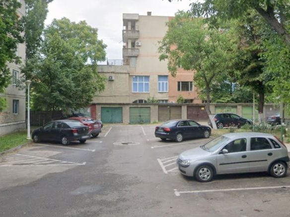 Garaj cu CF, 20 mp, Piata Bucuresti. 11 500 E (neg). Comision 0 - Imagine principala