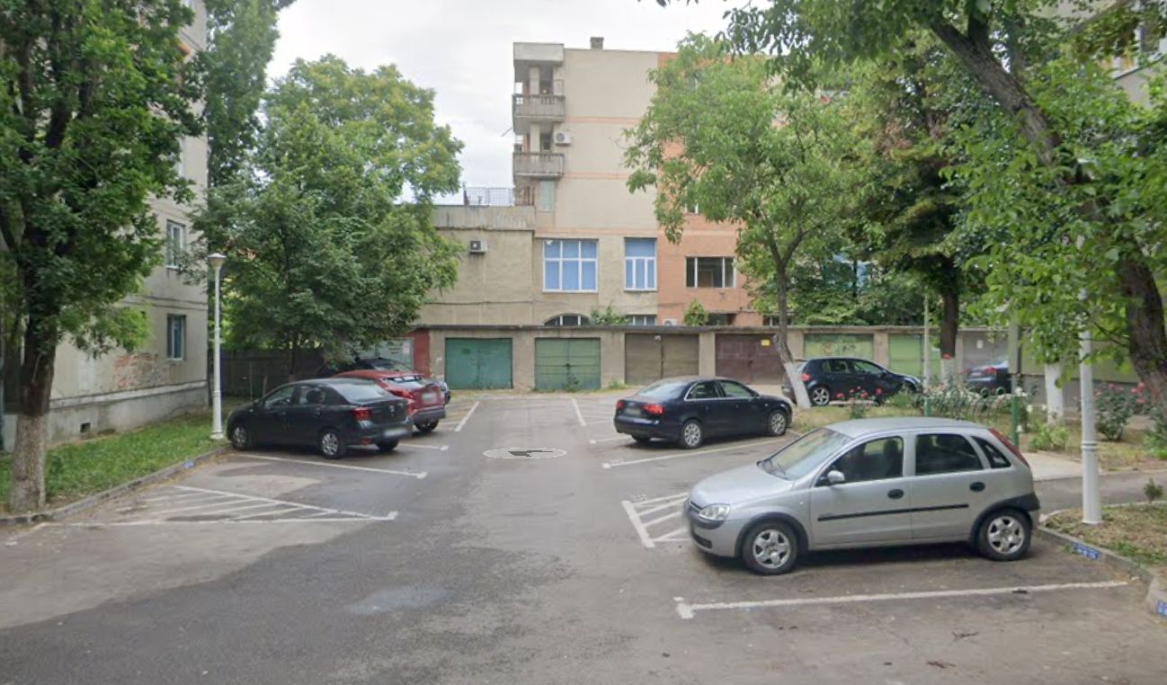 Garaj cu CF, 20 mp, Piata Bucuresti. 11 500 E (neg). Comision 0 - Imagine principala