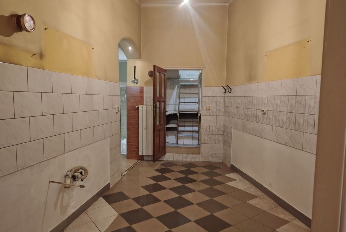 Apartament la casă cu front stradal,  str. M. Eminescu. 119 900 E. - foto 5