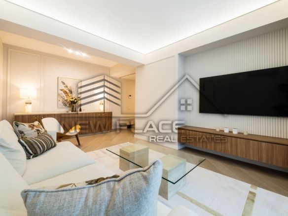 CORTINA NORTH [+21% TVA] View liber | Bucatarie inchisa | Terasa 9 mp - Imagine principala
