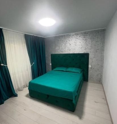 De închiriat apartament cu 2 camere în Micro 17, etaj 2, 450 euro - Imagine principala