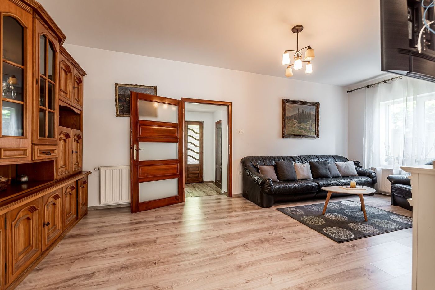 Casă în Vlaicu cu garaj și teren de 376 mp, Arad - foto 5