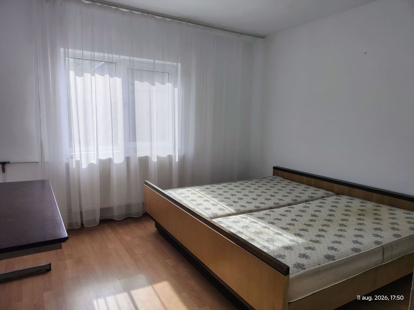 Închiriez 2 camere Str. Onestilor. Pret 300 euro. Comision 50%. - foto 3