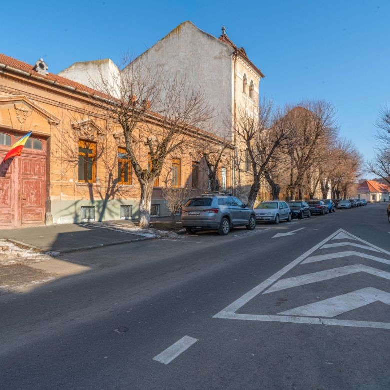 Apartament 2 camere parter înalt, amenajat complet. - Imagine principala