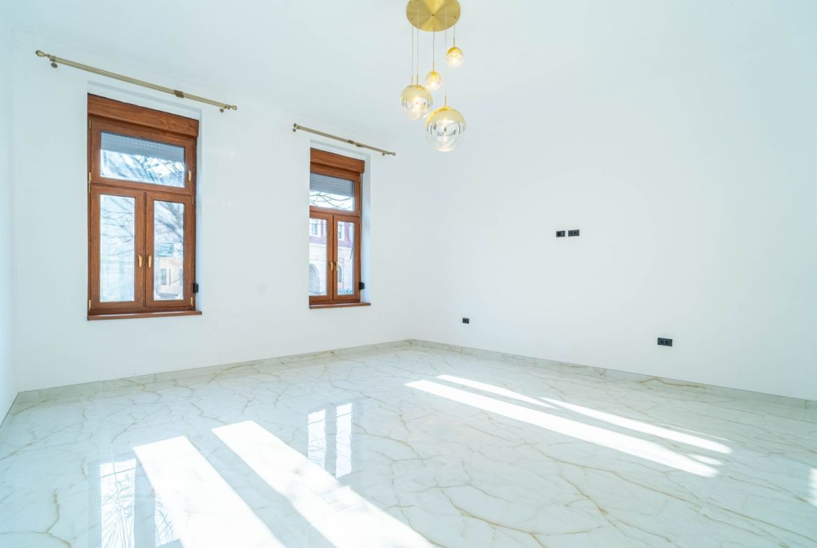 Apartament 2 camere parter înalt, amenajat complet. - foto 2