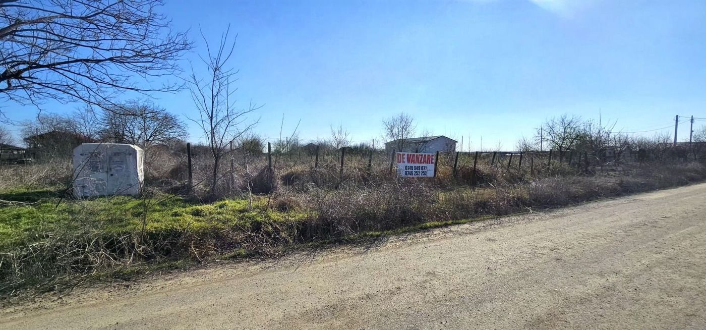 De vanzare 700 mp teren intravilan curti constructii, Vanatori, 24.500 euro - foto 2
