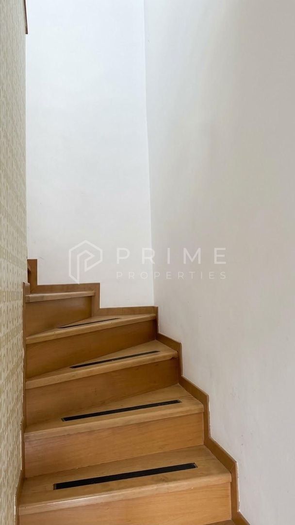 Apartament 2 camere si 2 bai Deosebit , Complet Renovat-zona Centrala - foto 3
