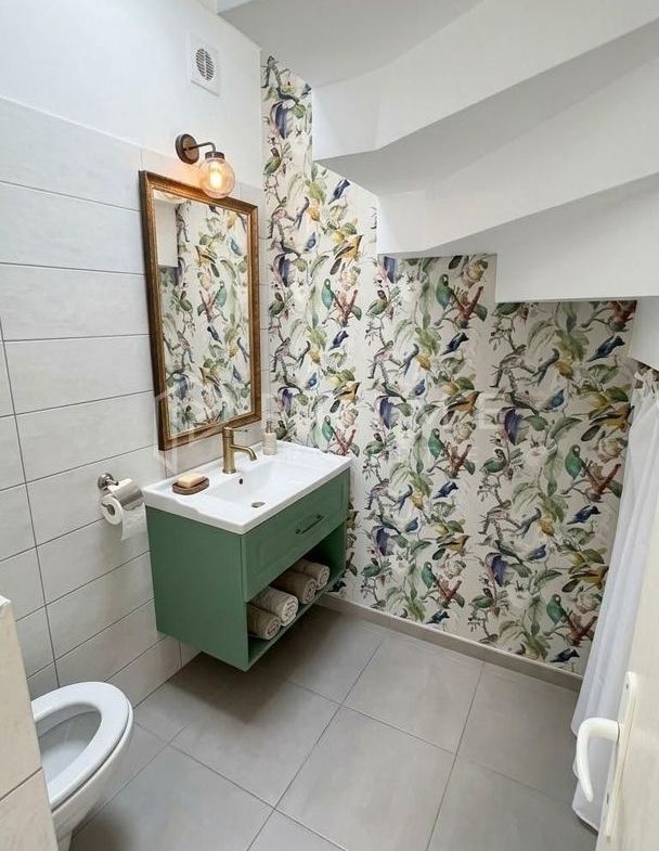 Apartament 2 camere si 2 bai Deosebit , Complet Renovat-zona Centrala - foto 8